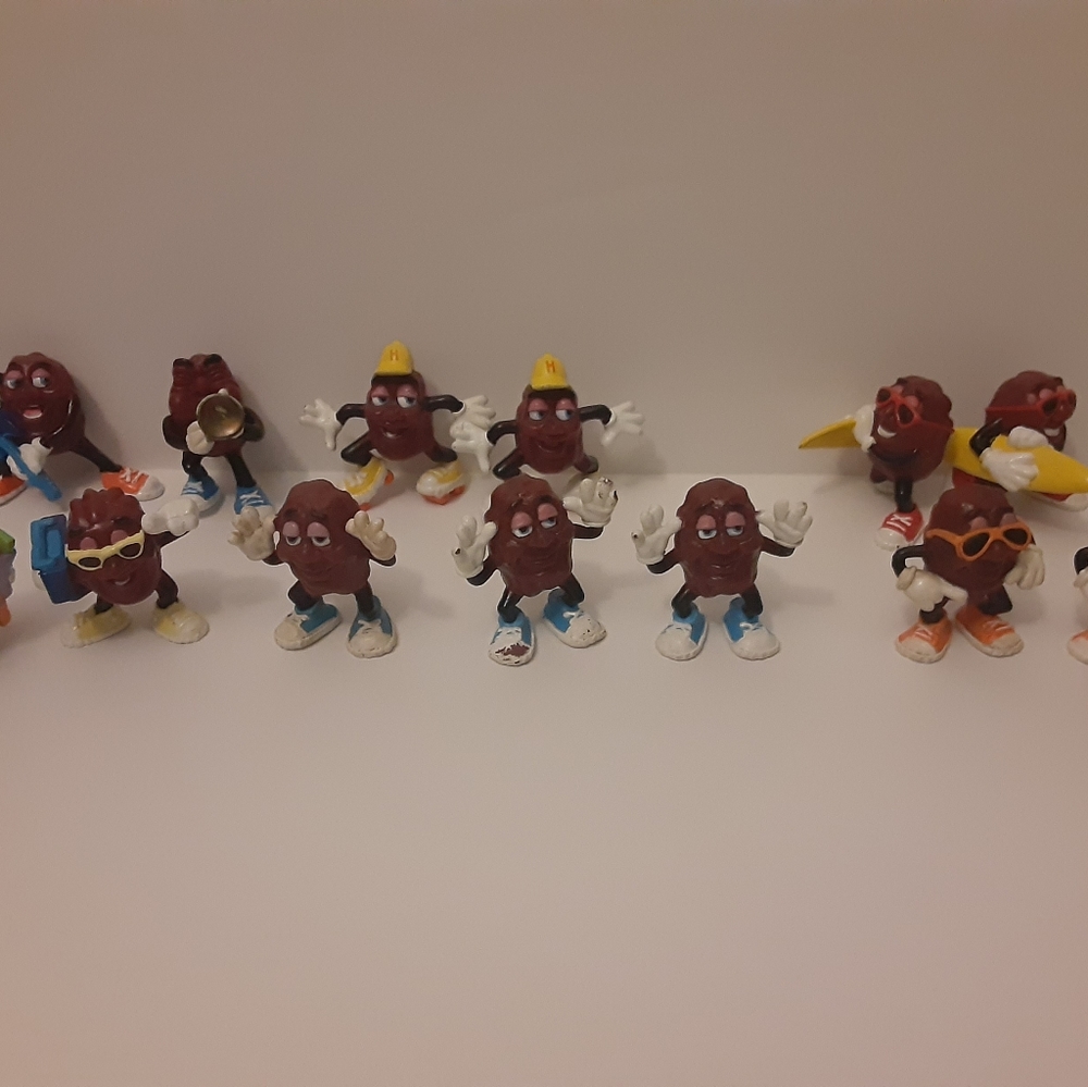 13 California Rasins